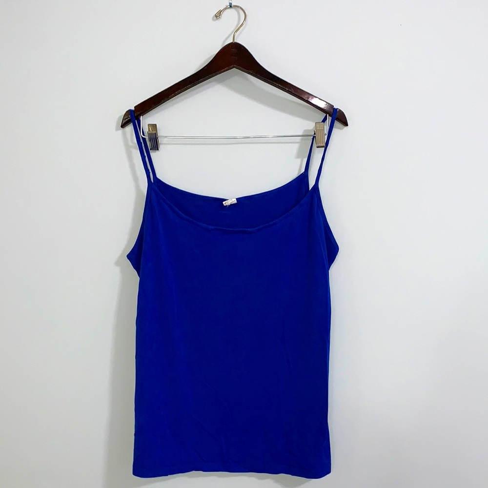 Regna blue spaghetti straps XL stretch comfy fit top